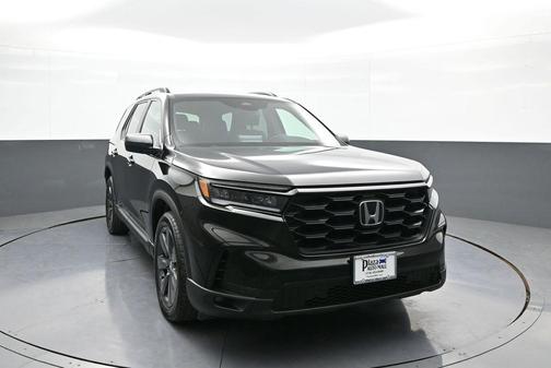 2023 Honda Pilot AWD Sport