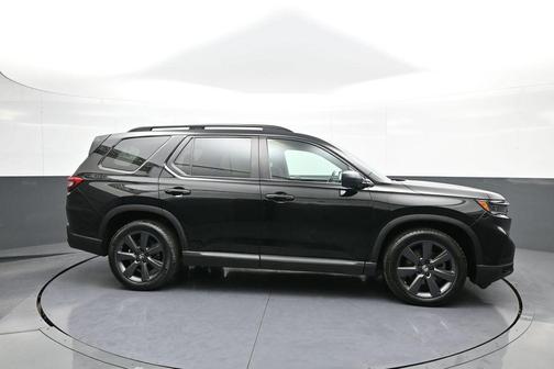2023 Honda Pilot AWD Sport