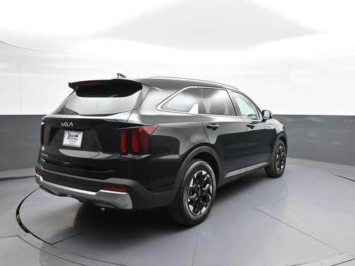 Ebony Black 2026 Kia Sorento S
