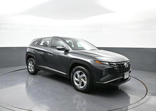 2022 Hyundai TUCSON SE