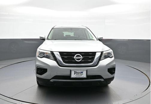 Brilliant Silver Metallic 2019 Nissan Pathfinder S