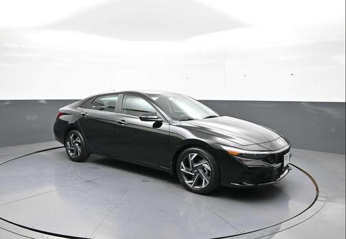 Abyss Black 2024 Hyundai ELANTRA SEL