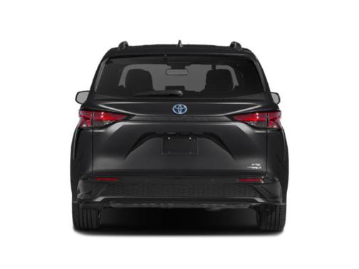 Ice Cap 2024 Toyota Sienna XSE 7 Passenger