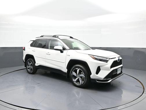 Ice Cap 2023 Toyota RAV4 Prime SE