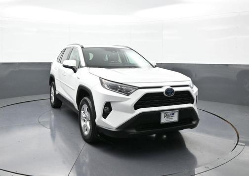 2020 Toyota RAV4 Hybrid XLE