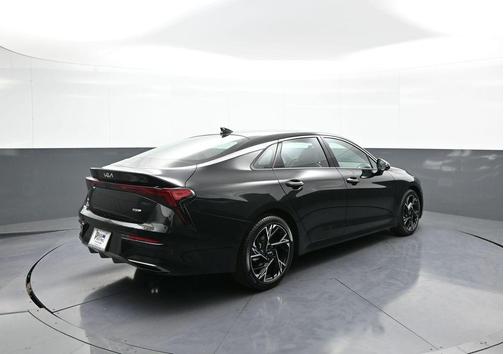 Aurora Black Pearl 2025 Kia K5 GT-Line