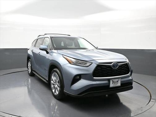2024 Toyota Highlander Hybrid Limited
