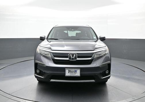 2022 Honda Pilot Touring 8-Passenger