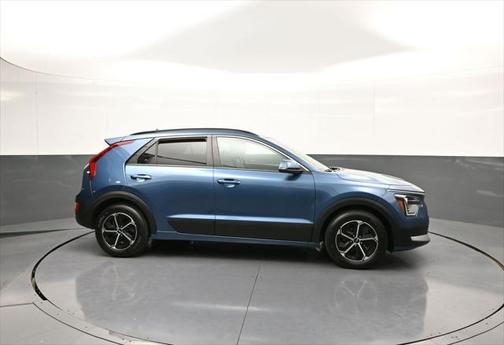 2023 Kia Niro EX