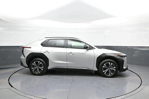 2023 Toyota bZ4X XLE