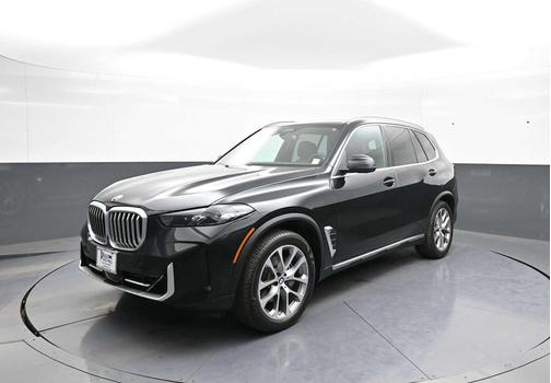 Black Sapphire Metallic 2024 BMW X5 xDrive40i