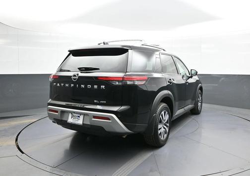Super Black 2024 Nissan Pathfinder SL 4WD