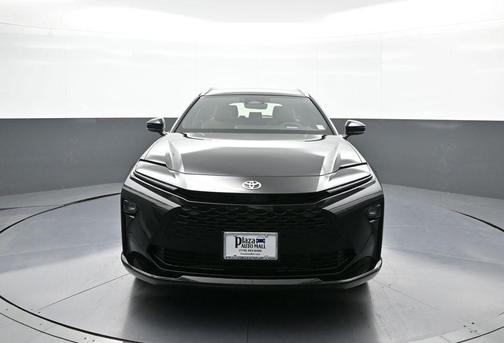 2025 Toyota Crown Signia XLE