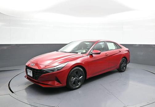 Scarlet Red Pearl 2021 Hyundai ELANTRA SEL