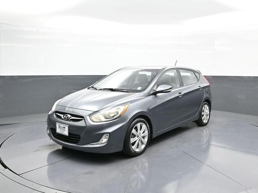 2013 Hyundai Accent SE