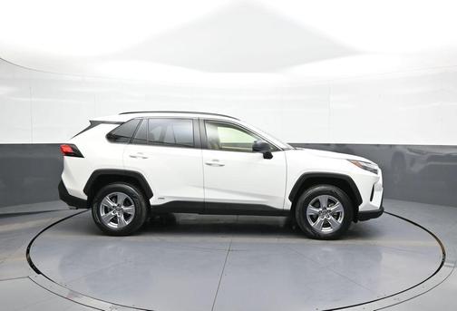 Ice Cap 2024 Toyota RAV4 Hybrid LE