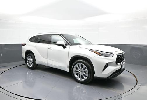 Wind Chill Pearl 2024 Toyota Highlander Limited