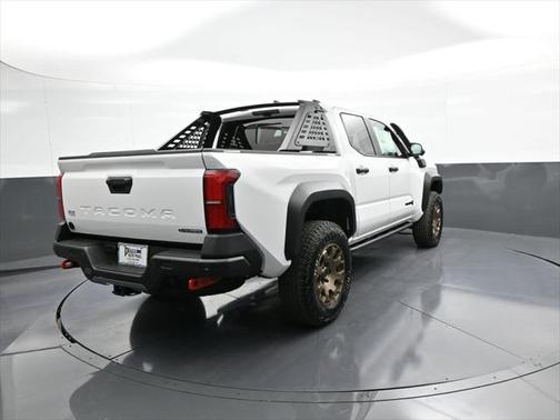 2025 Toyota Tacoma Hybrid 