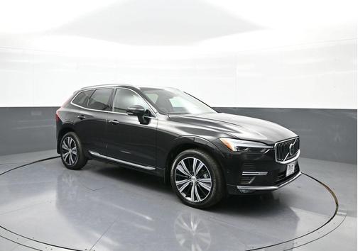 2022 Volvo XC60 B5 Inscription