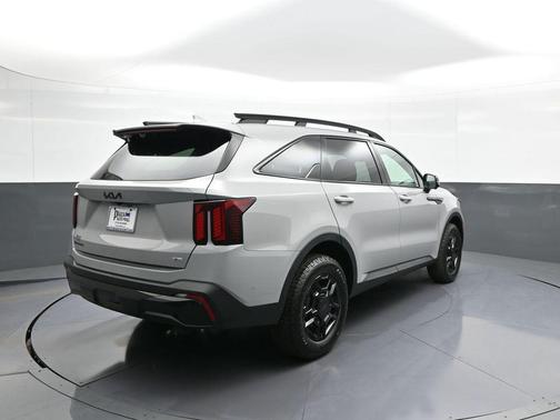 Wolf Gray 2026 Kia Sorento SX