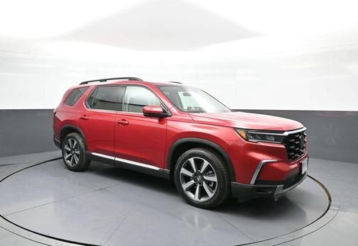 Radiant Red Metallic II 2023 Honda Pilot AWD Elite
