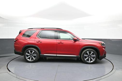 Radiant Red Metallic II 2023 Honda Pilot AWD Elite