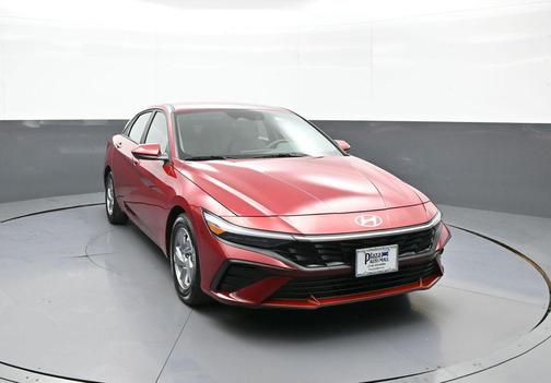 Ultimate Red 2024 Hyundai ELANTRA SE