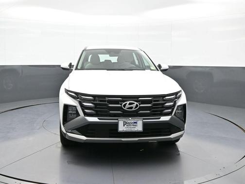 Serenity White Pearl 2025 Hyundai TUCSON SE
