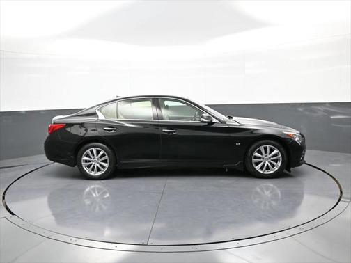 2015 INFINITI Q50 Premium