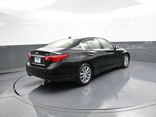 2015 INFINITI Q50 Premium