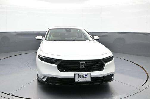 Platinum White Pearl 2023 Honda Accord EX