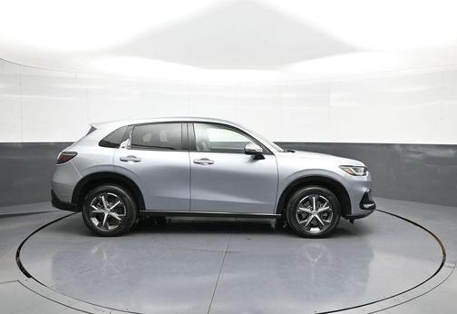 Lunar Silver Metallic 2024 Honda HR-V EX-L