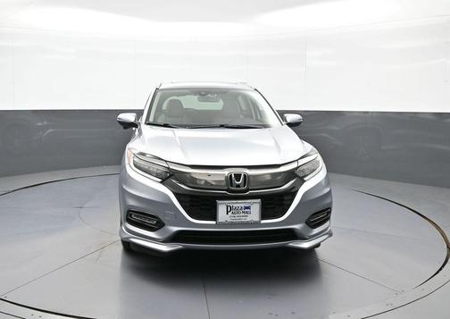 Modern Steel Metallic 2019 Honda HR-V Touring