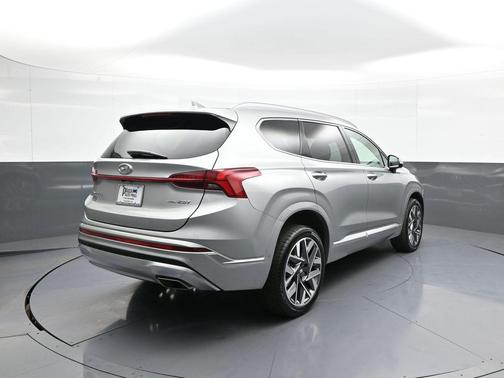 Shimmering Silver 2023 Hyundai SANTA FE Calligraphy