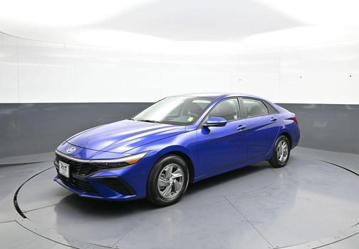 Intense Blue 2025 Hyundai ELANTRA SE