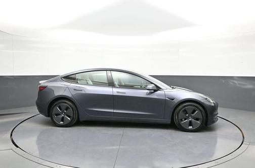 2023 Tesla Model 3 Standard Range