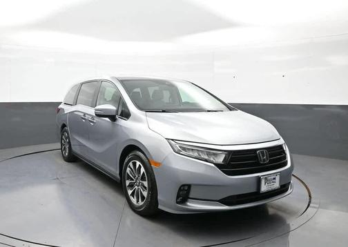 Lunar Silver Metallic 2024 Honda Odyssey EX-L