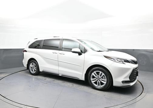 2024 Toyota Sienna Limited