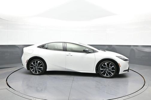 2024 Toyota Prius Prime XSE