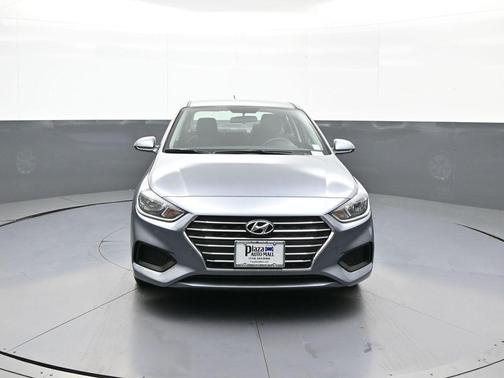 Urban Gray Metallic 2019 Hyundai Accent SE