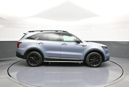 Everlasting Silver 2023 Kia Sorento S