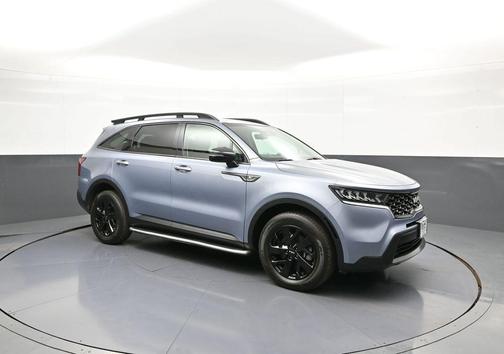 Everlasting Silver 2023 Kia Sorento S