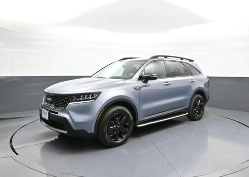 Everlasting Silver 2023 Kia Sorento S