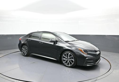 Black Sand Pearl 2022 Toyota Corolla SE
