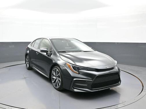 Black Sand Pearl 2022 Toyota Corolla SE