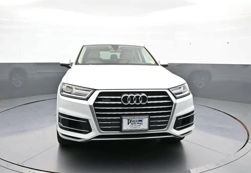 Glacier White Metallic 2019 Audi Q7 55 Premium