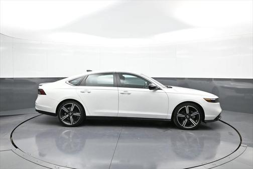 2023 Honda Accord Hybrid Base
