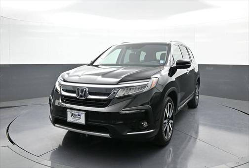 2022 Honda Pilot Touring 8-Passenger