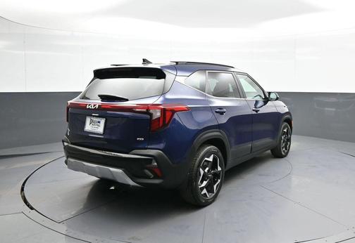 Dark Ocean Blue 2024 Kia Seltos EX