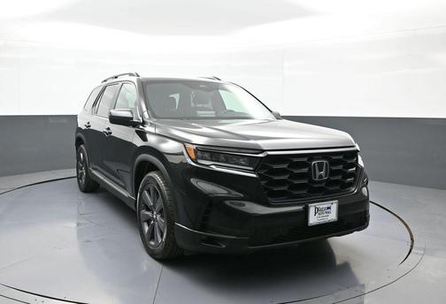 Crystal Black Pearl 2023 Honda Pilot AWD Sport